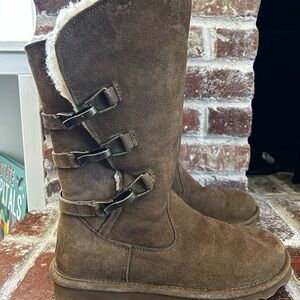 Bearpaw boots ❄️